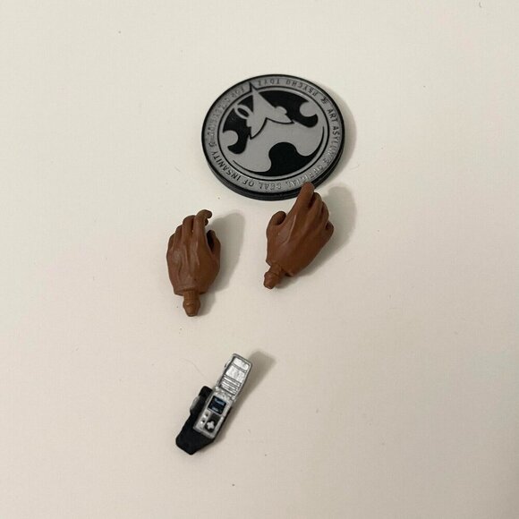 2002 Star Trek Art Asylum Ensign Travis Mayweather  7 Inch Tall - Picture 3 of 16